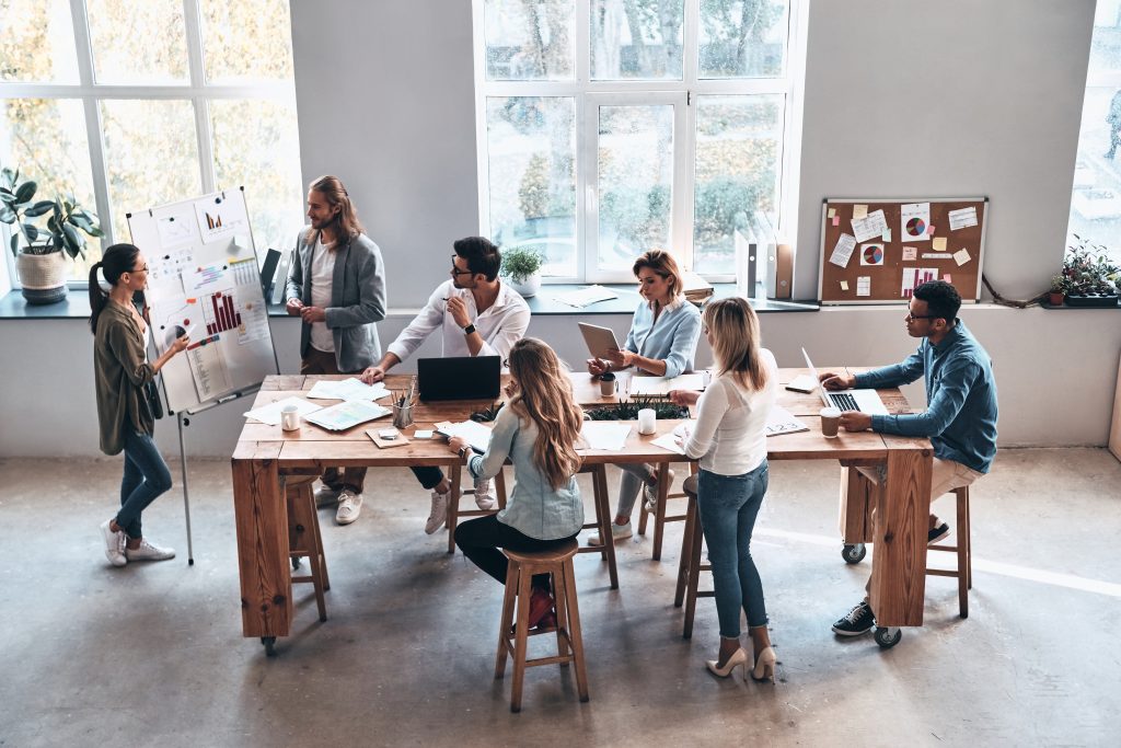 Onze HR Servicedesk is de betrouwbare en deskundige partner die jij nodig hebt om je HR-processen soepel te laten verlopen